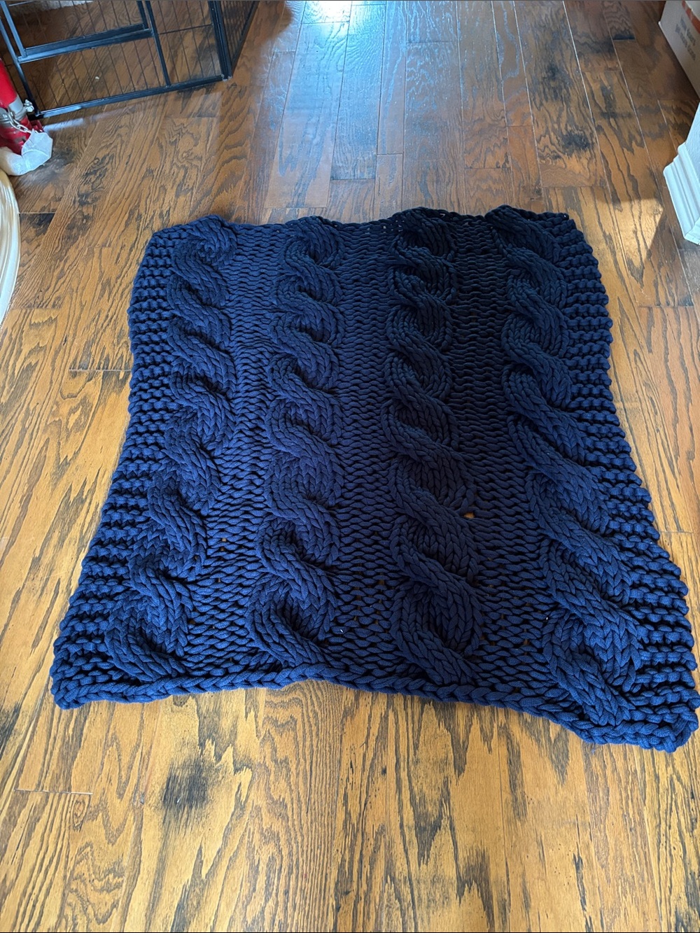 Dark Blue Pottery Barn 44x52 Cabme Knit Blanket Like New!